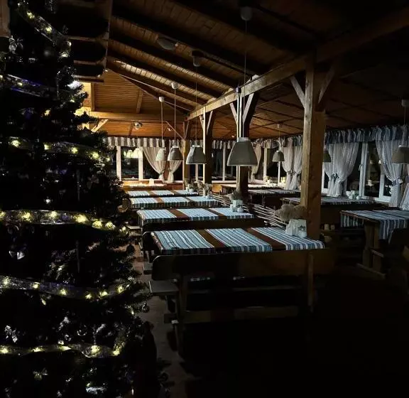 هتل Chalet Filvarok