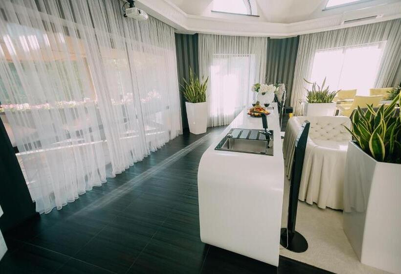 호텔 Complex Dacha