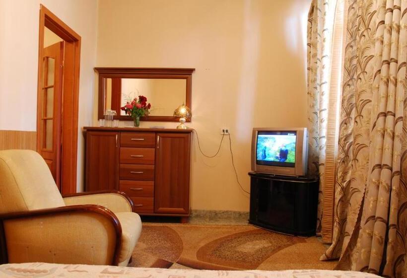 酒店 Filvarki Centre