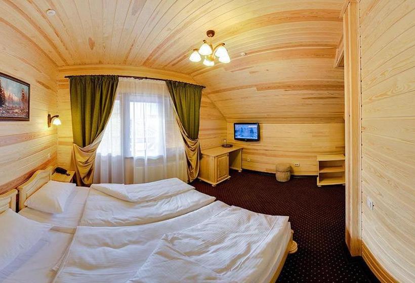 فندق Forest House