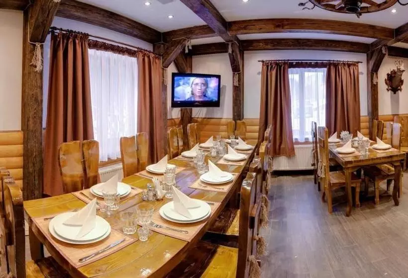 هتل Forest House