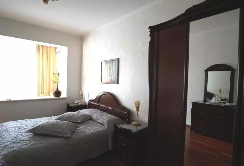 Hotel Mercury