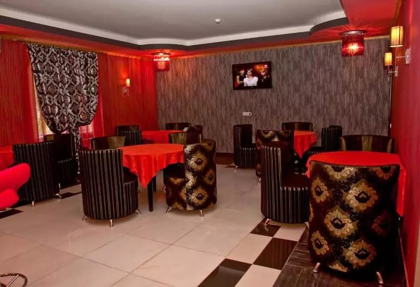 Hotel Noy