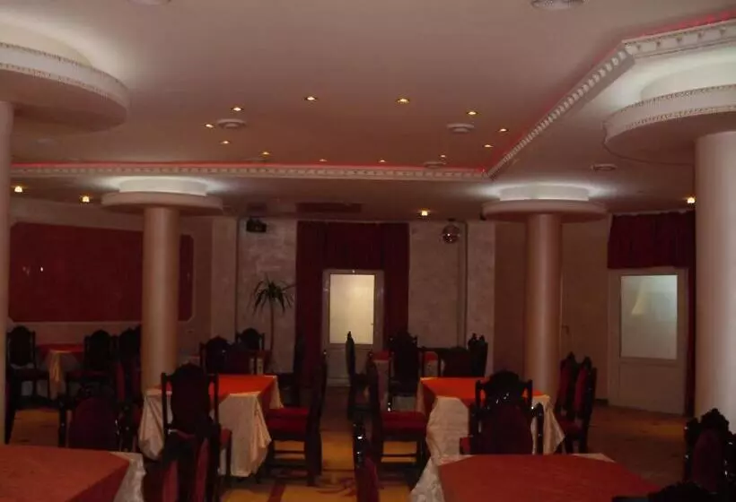Hotel Noy