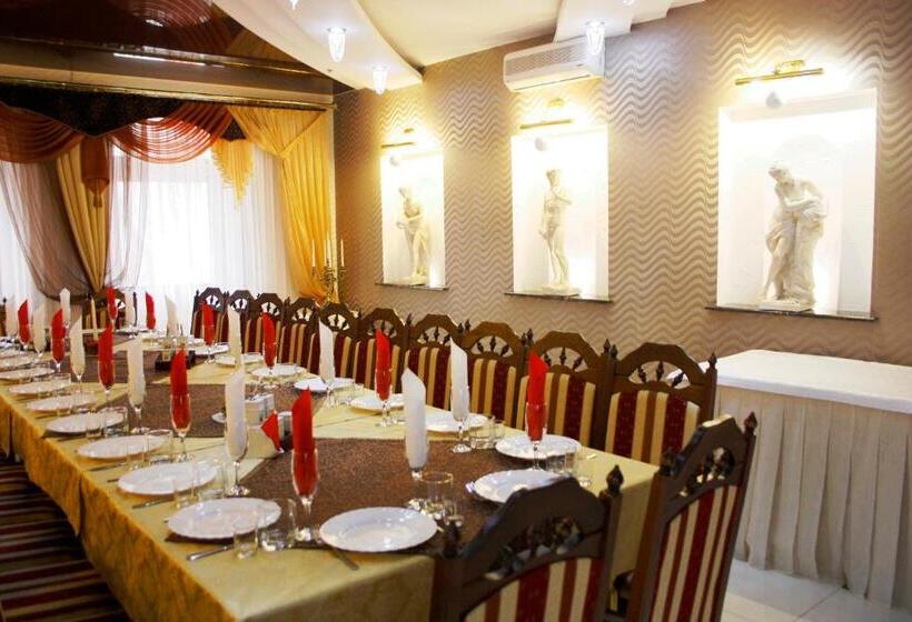 فندق Rayske Yabloko