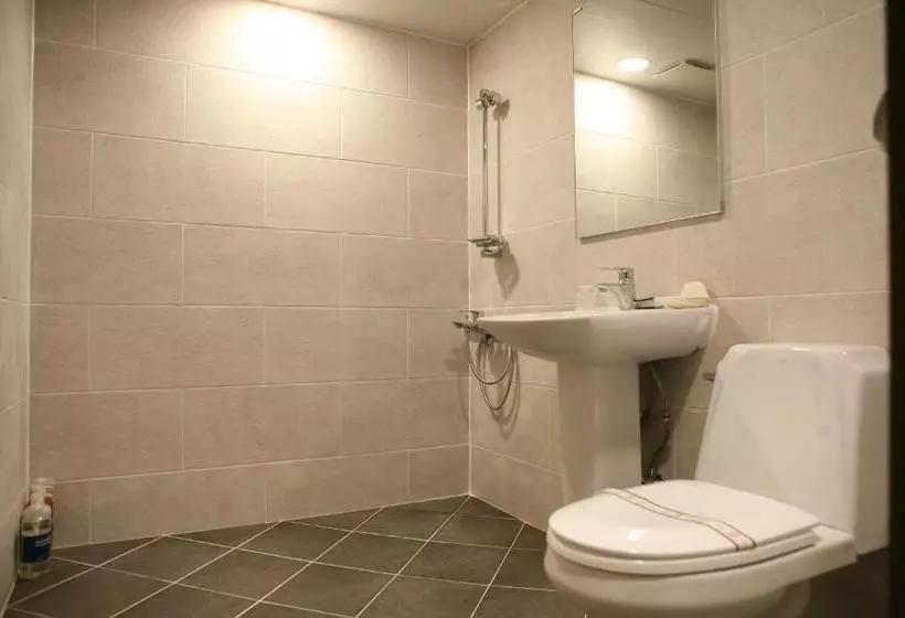 Motel Q Chuncheon