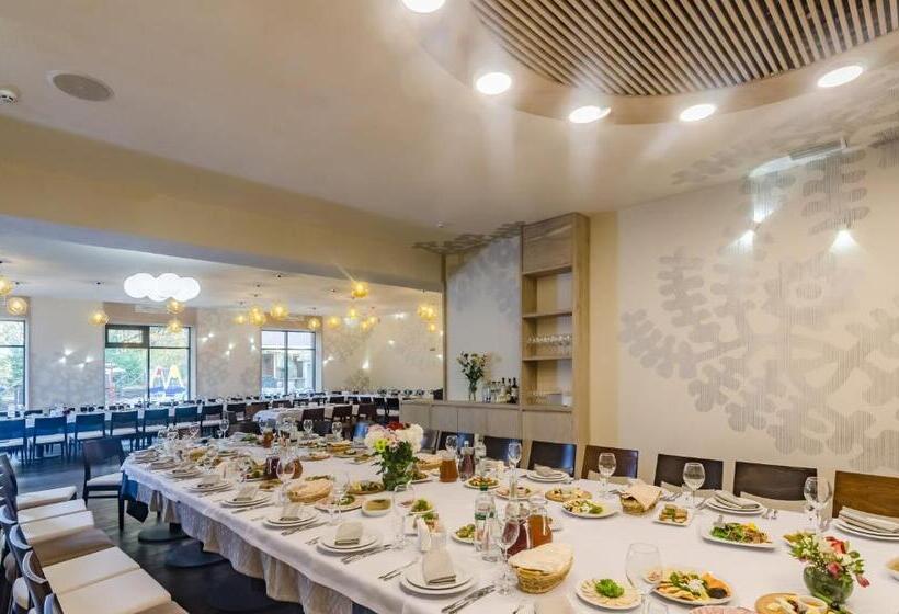 Optima Collection Park Hotel Ivano Frankivsk