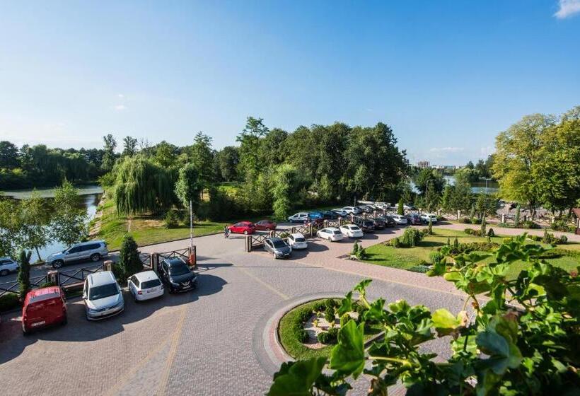Optima Collection Park Hotel Ivano Frankivsk