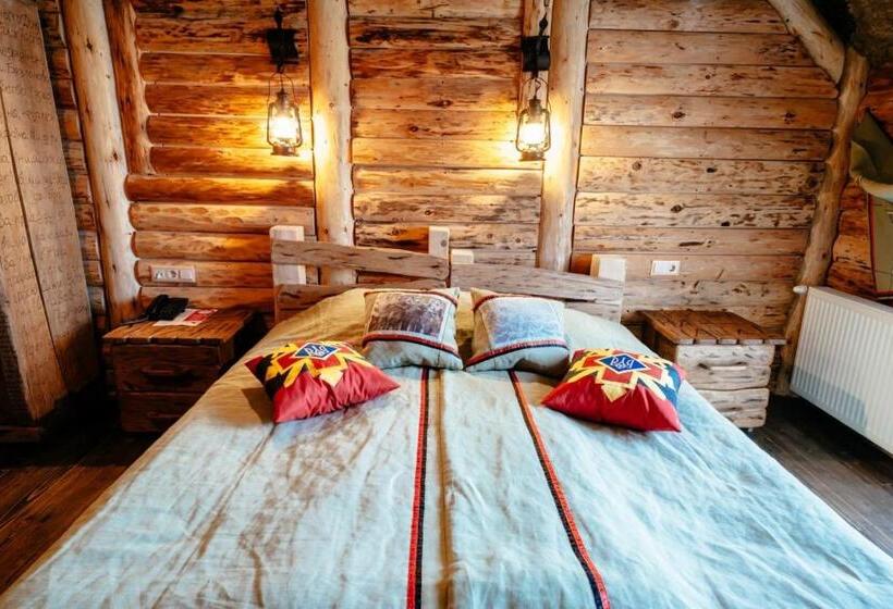 Stara Pravda Hotel   History