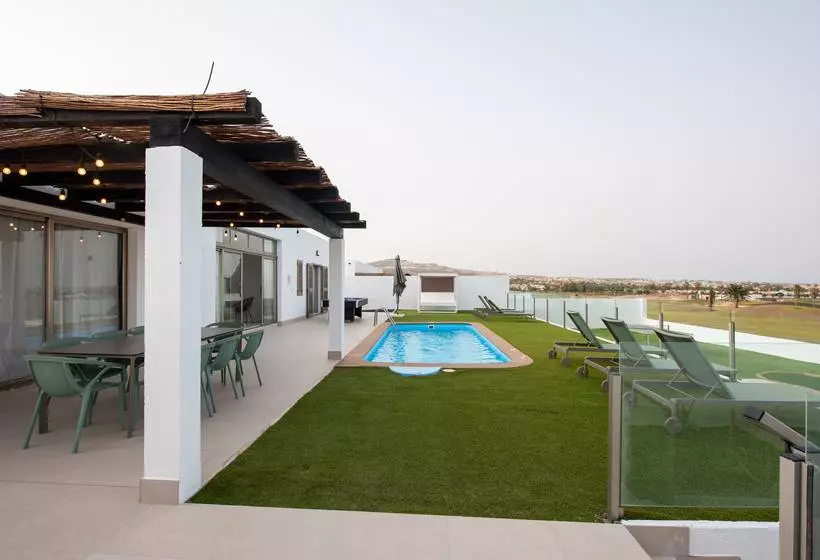 Ereza The White Homes