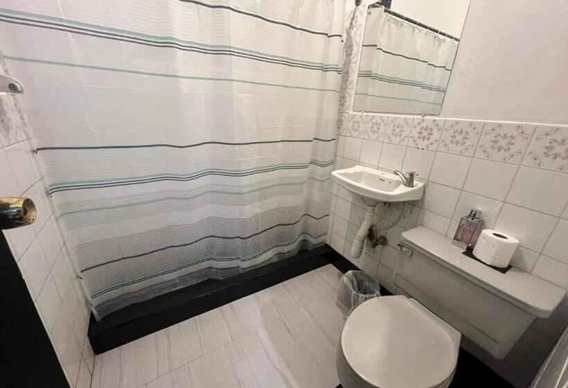 پانسیون Habitación #2