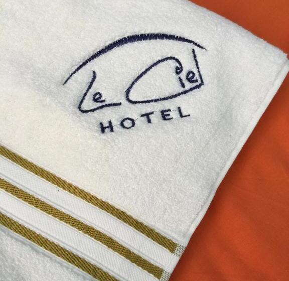 هاستل Le Ciel D'uyuni