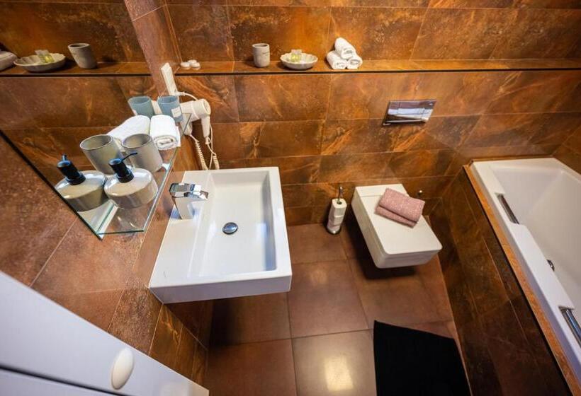 住宿加早餐  Atelier Lanna