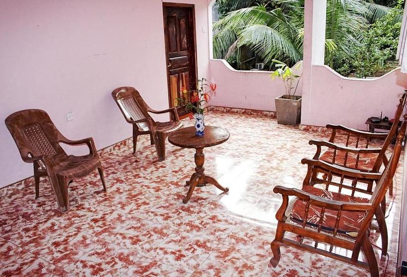 تختخواب و صبحانه H&c Heaven Beach