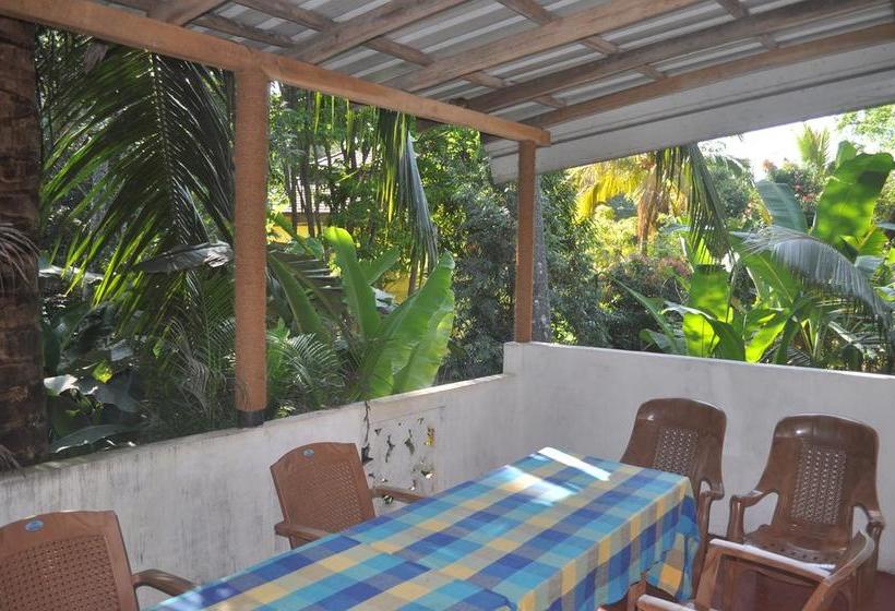 تختخواب و صبحانه H&c Heaven Beach