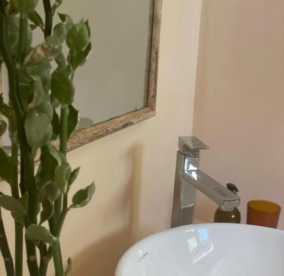 Bed & Breakfast Moksha Sigiriya