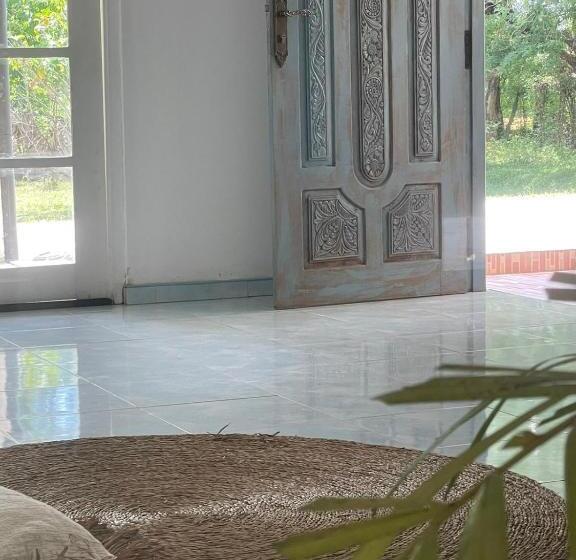 Bed & Breakfast Moksha Sigiriya