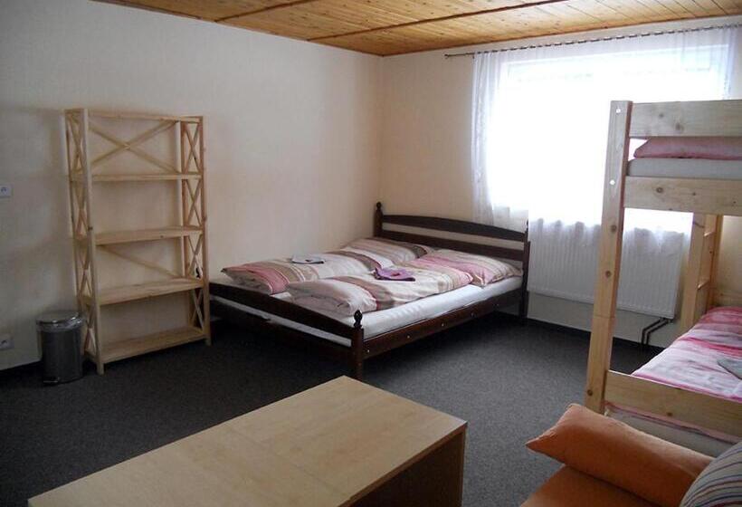 تختخواب و صبحانه Previt Janek