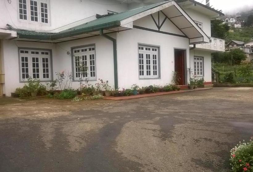 هتل Glenfall Guest