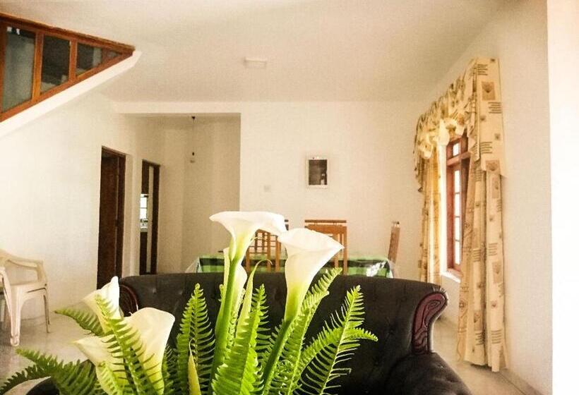 هتل Glenfall Guest