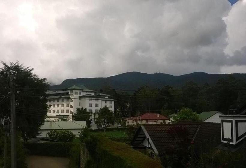 هتل Glenfall Guest