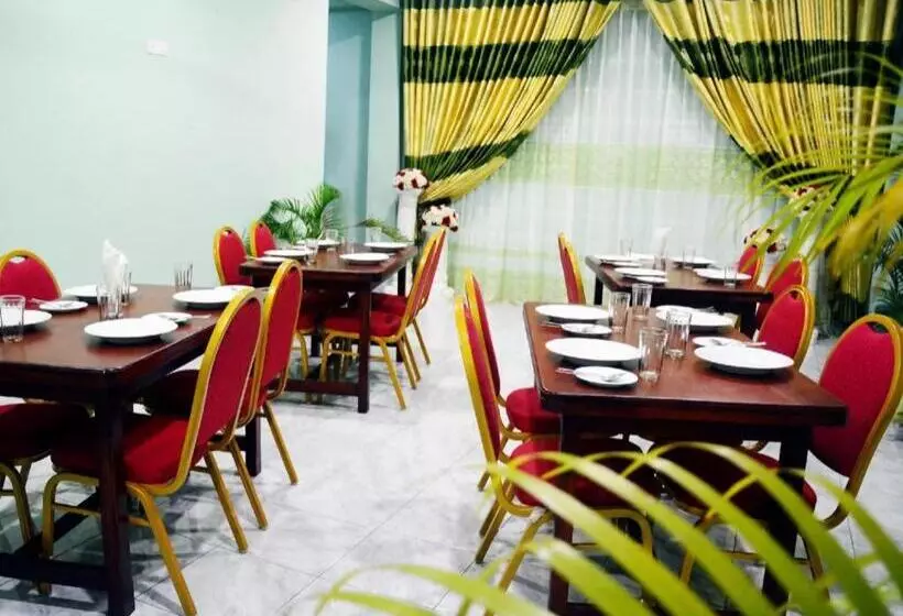 Kings Hotel Restaurant And Bar
