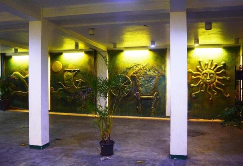 Kings Hotel Restaurant And Bar