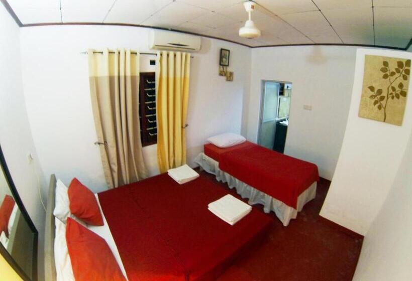 호텔 Marina Resort