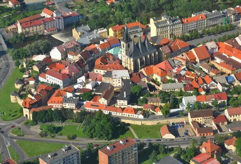 ホテル Na Hradbách