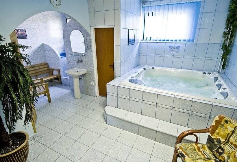 ホテル Relax U Drsů