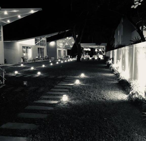 Mawella Beach Resort