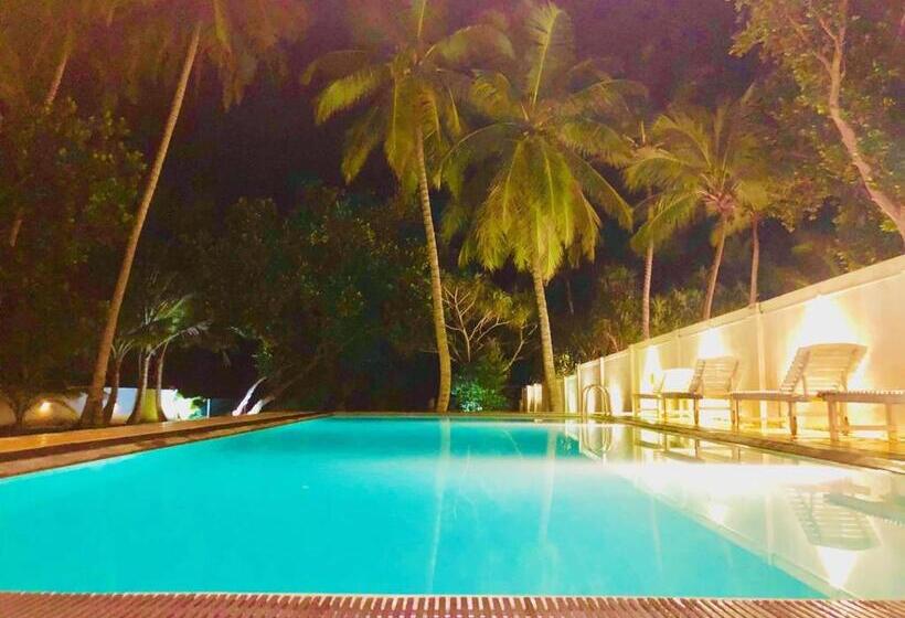 Mawella Beach Resort