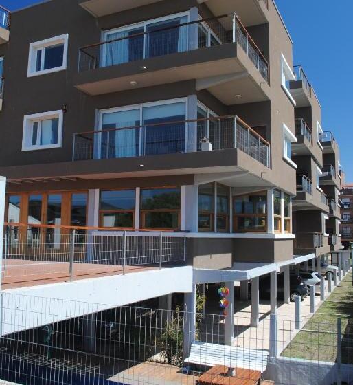 استراحتگاه Complejo Sakura