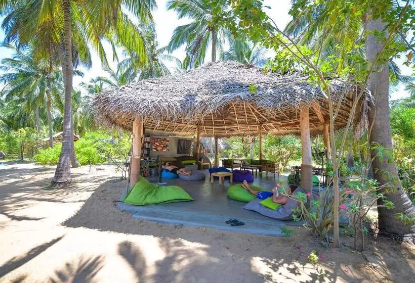 リゾートホテル Kitesurfing Lanka