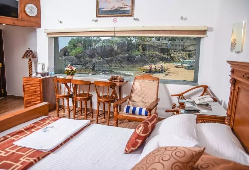 Scarlet White Resort