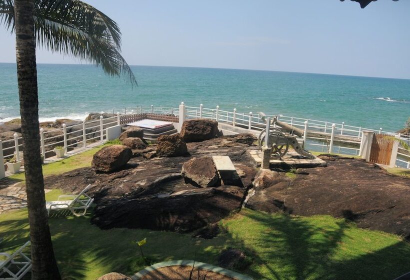 Scarlet White Resort