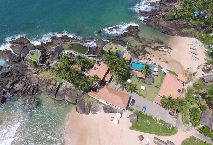 Scarlet White Resort