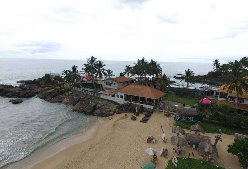 Scarlet White Resort