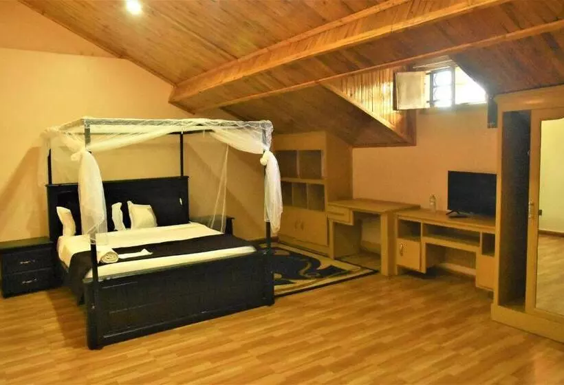 پانسیون Ezeife Guesthouse