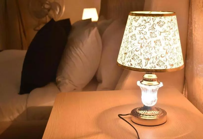 پانسیون Ezeife Guesthouse