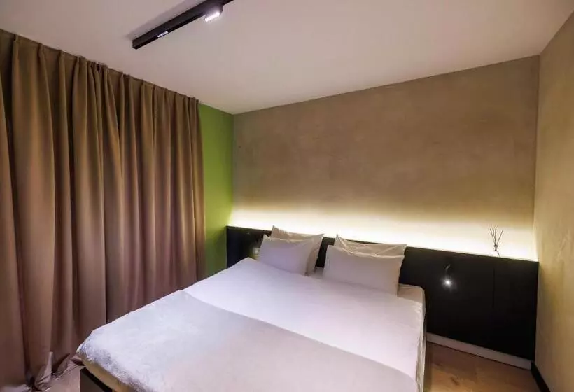 هتل 1863 Boutique