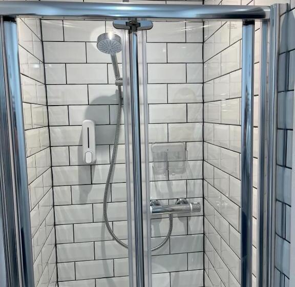 פנסיון Most Easterly