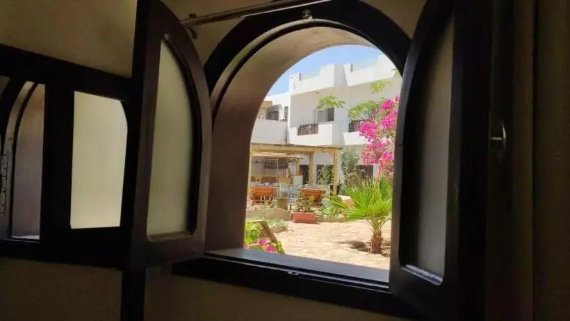 هاستل Club Red Dahab Motel