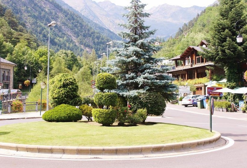 تختخواب و صبحانه Chalet Janet Erts