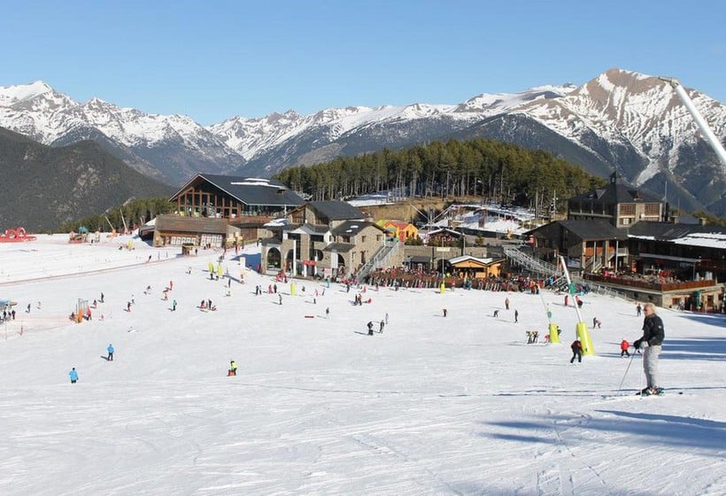 تختخواب و صبحانه Chalet Janet Erts