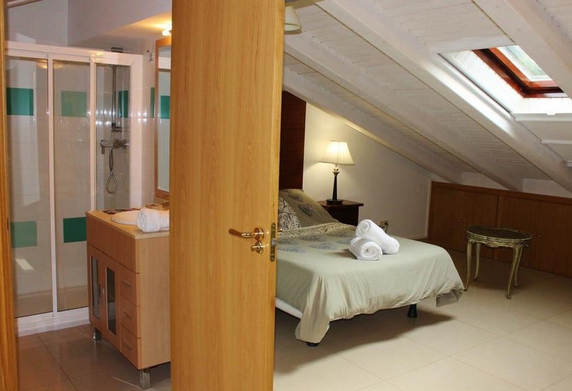 تختخواب و صبحانه Chalet Janet Erts