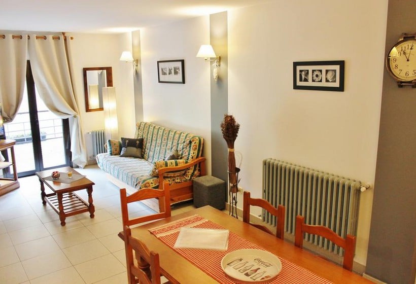 تختخواب و صبحانه Chalet Janet Erts