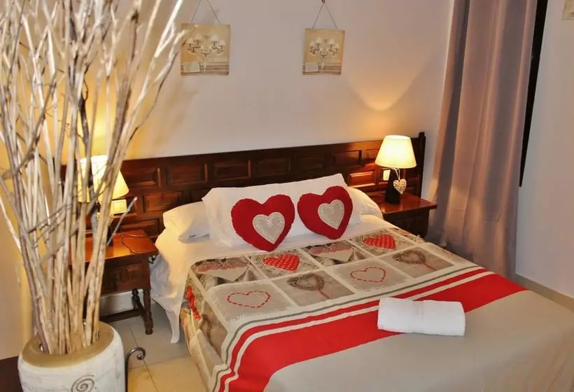 تختخواب و صبحانه Chalet Janet Erts