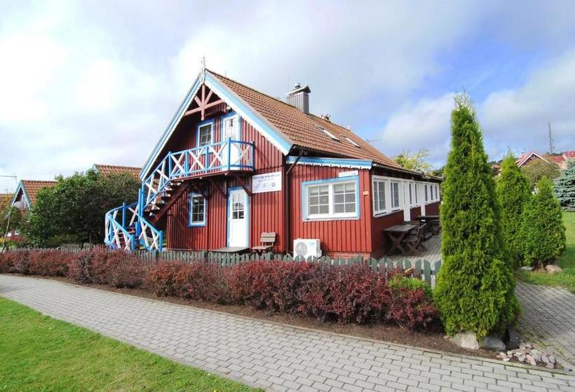 تختخواب و صبحانه Naglis