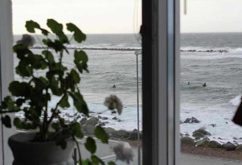 Bed and Breakfast Pensionat Strandgården